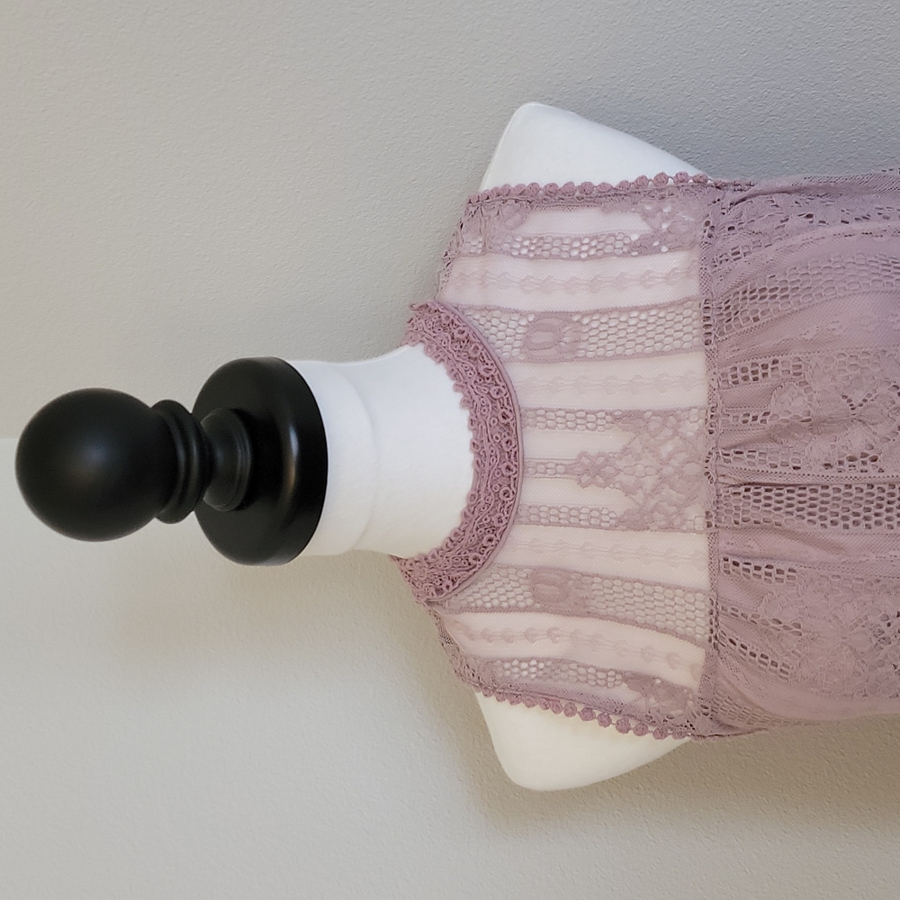 Miss Chevious Lilac Eyelash Lacr Shift Dress - Picture 3 of 9